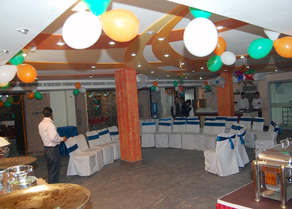 Hotel Moti Palace Agra  Exterior foto