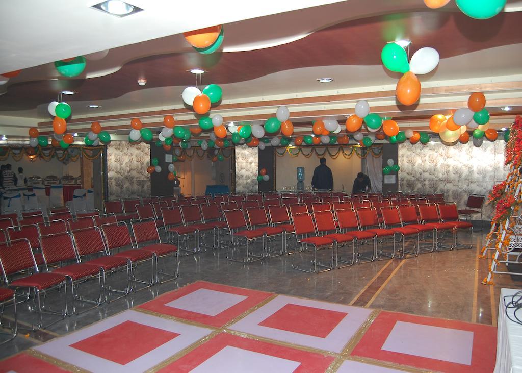 Hotel Moti Palace Agra  Exterior foto
